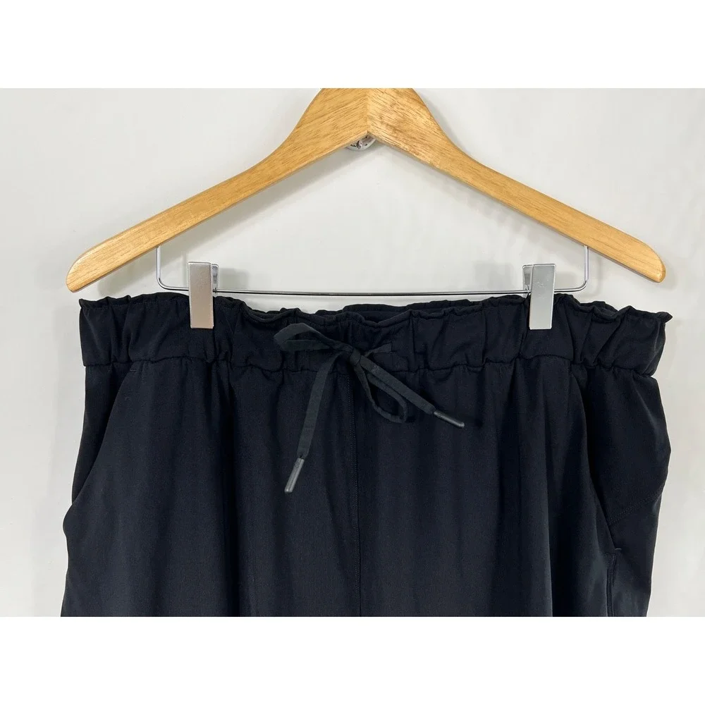 Lululemon Women's Keep Moving Black‎ Joggers Tie Drawstring Size 14 Workout Gym - Picture 2 of 12